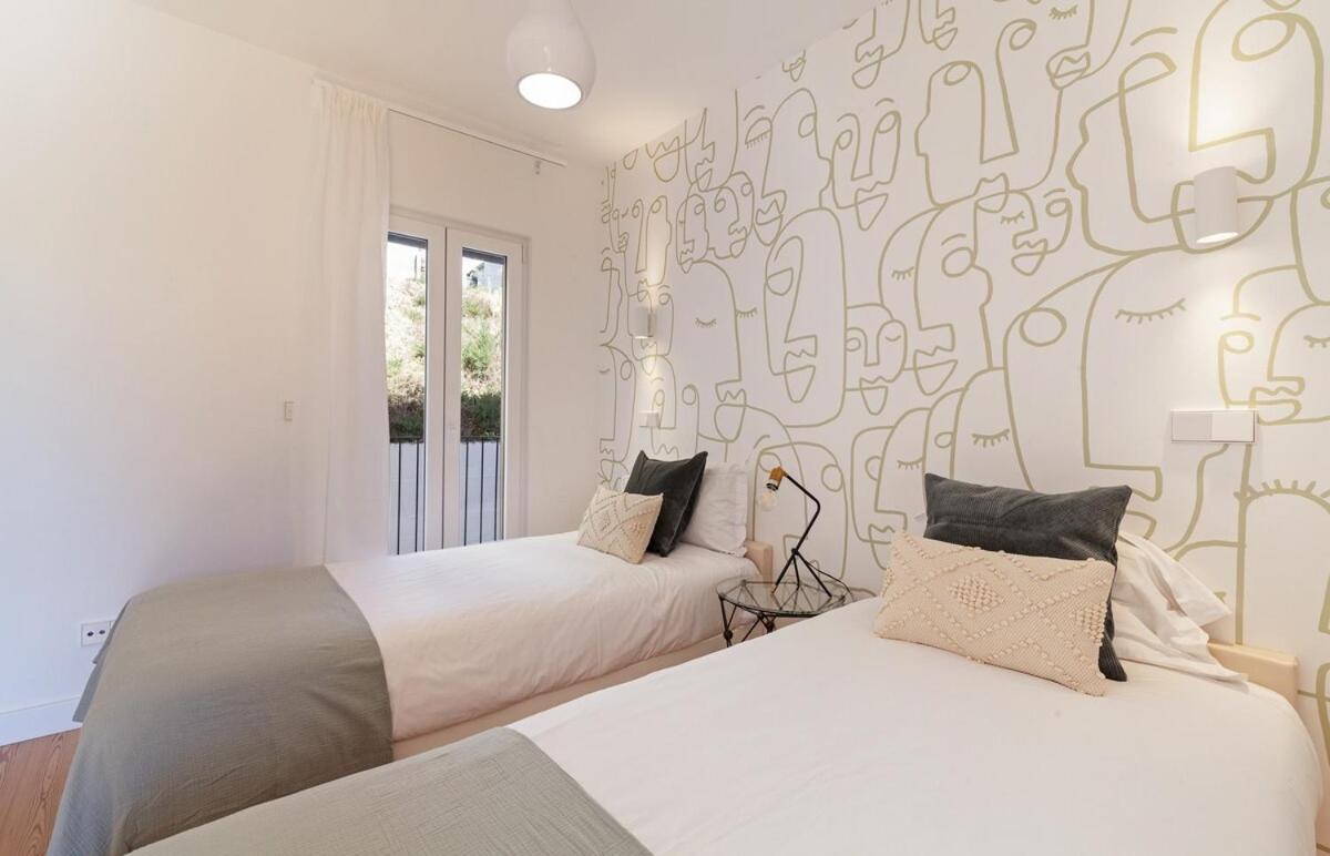 Bright 2 Bedroom Apartment With Parking In Lisbon Exterior photo