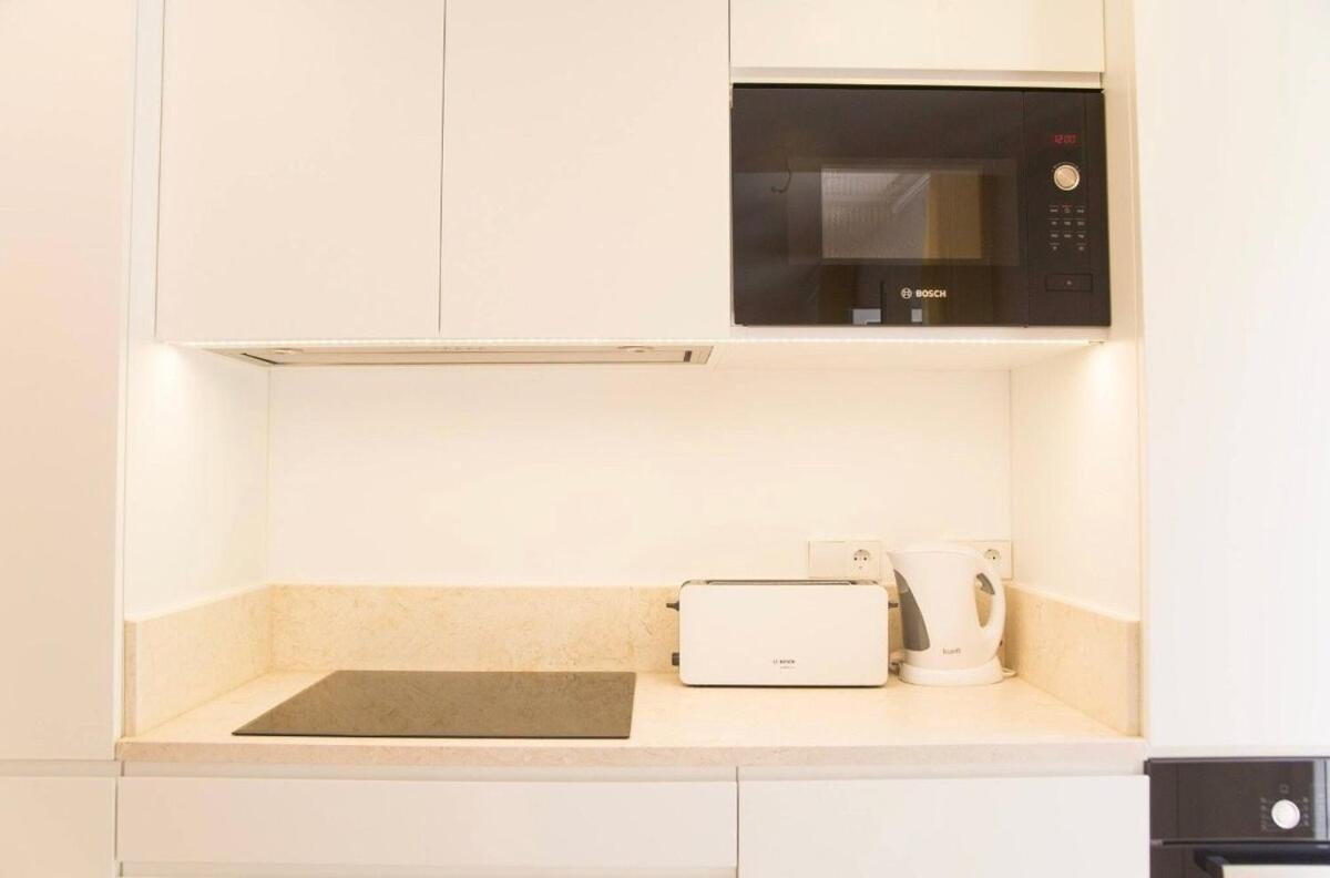 Bright 2 Bedroom Apartment With Parking In Lisbon Exterior photo